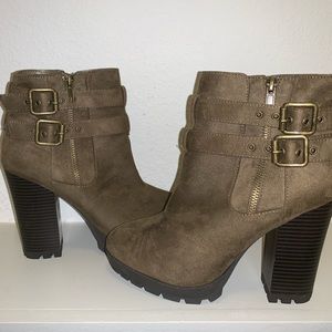 Olive Green Thick Heeled Booties